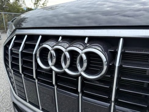 Used 2022 Audi Q3 2.0T Premium w/ Convenience Package image 7