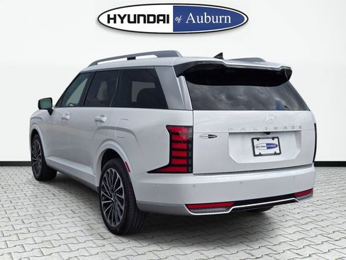 Certified 2026 Hyundai Palisade Calligraphy FWD image 9