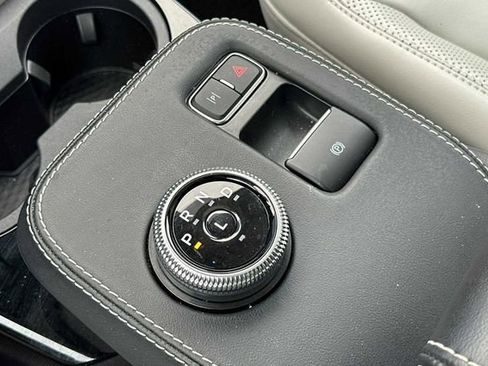 Used 2022 Ford Mustang Mach-E Premium image 20