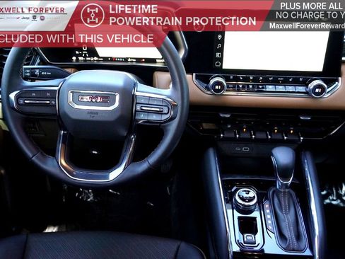 Used 2024 GMC Canyon AT4 w/ AT4 Premium Package image 25