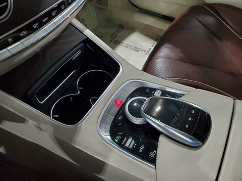Used 2018 Mercedes-Benz S 560 4MATIC Sedan image 37