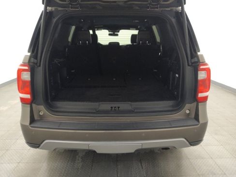 Used 2018 Ford Expedition XLT w/ Equipment Group 202A image 29