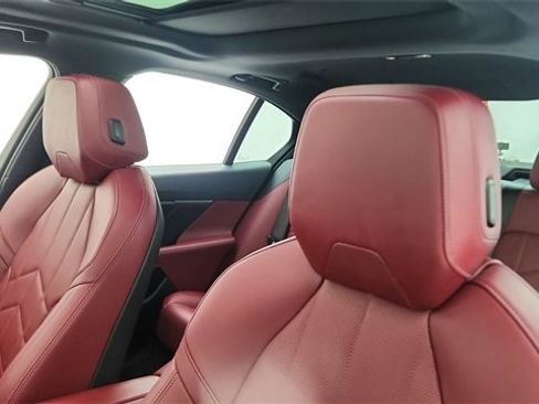 Used 2026 BMW 530i image 33