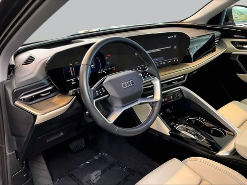 Used 2025 Audi Q5 Premium Plus w/ Premium Plus AWD/4WD image 20
