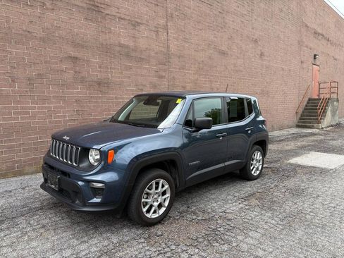 Used 2023 Jeep Renegade Latitude AWD/4WD image 1