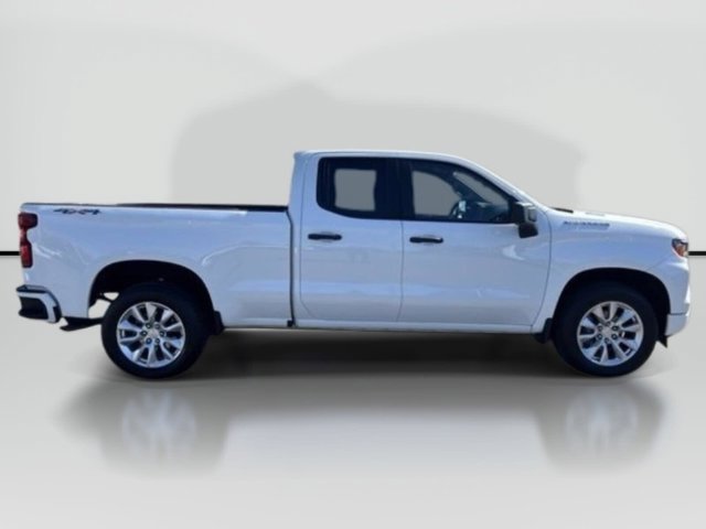 Used 2025 Chevrolet Silverado 1500 Custom AWD/4WD image 6