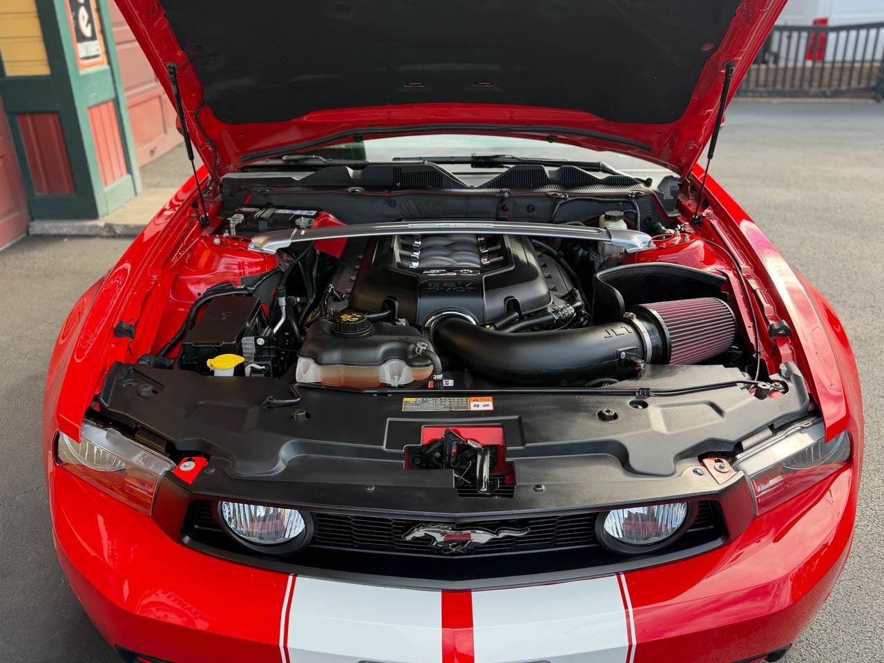 Used 2012 Ford Mustang GT RWD image 28