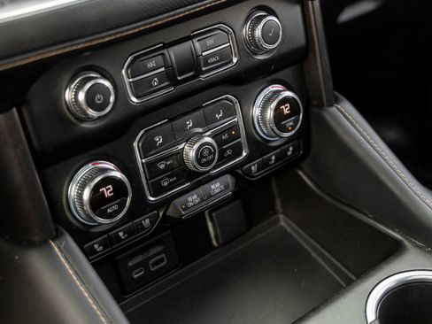 Used 2021 GMC Yukon AT4 w/ Rear Media and Nav Package image 29