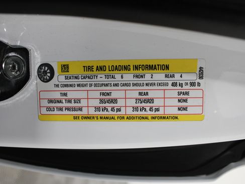 Used 2024 Tesla Model X Plaid image 35