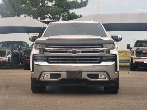 Used 2020 Chevrolet Silverado 1500 LTZ w/ LTZ Plus Package AWD/4WD image 2
