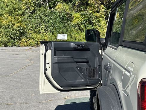 New 2025 Ford Bronco 4-Door w/ Sasquatch Package image 22