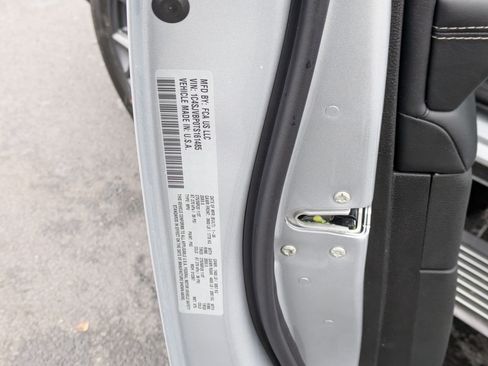 New 2026 Jeep Grand Wagoneer Limited image 37