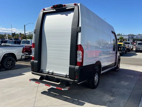 New 2024 RAM ProMaster 3500 w/ Delivery Van Package FWD image 6