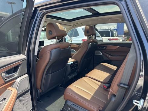 Used 2025 Acura MDX FWD w/ Technology Package image 7