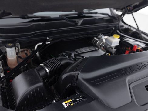 Used 2019 RAM 2500 Laramie w/ Night Edition AWD/4WD image 44