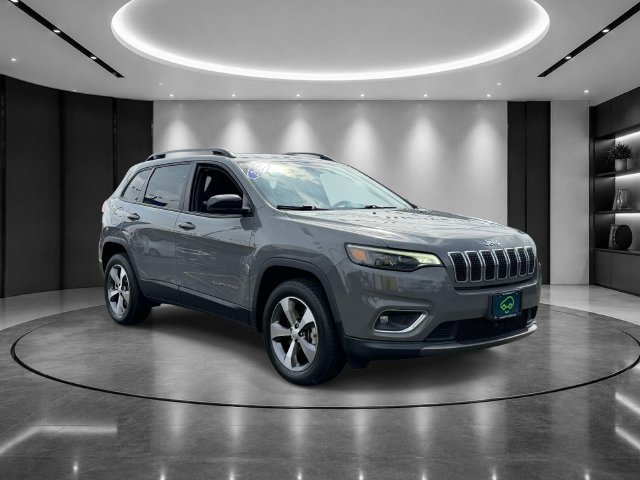 Used 2022 Jeep Cherokee Limited AWD/4WD image 2