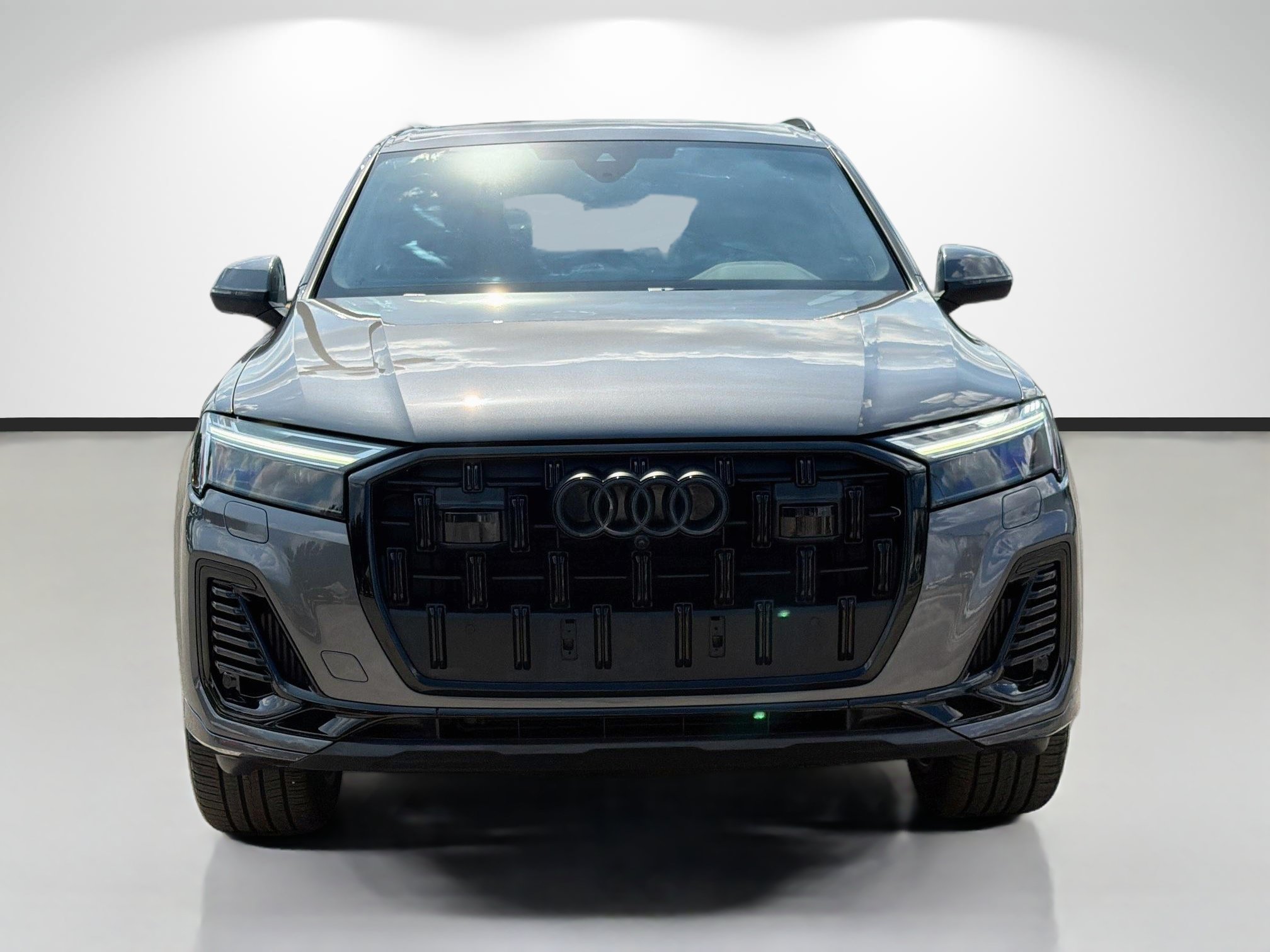 Used 2025 Audi Q7 3.0T Premium Plus AWD/4WD image 8