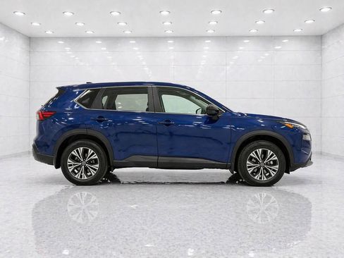 Used 2023 Nissan Rogue S AWD/4WD image 6