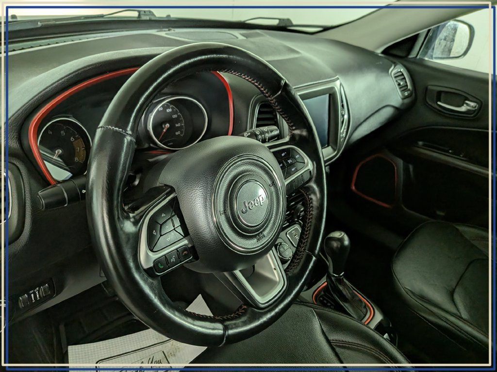 Used 2020 Jeep Compass Trailhawk w/ Leather Interior Group AWD/4WD image 20