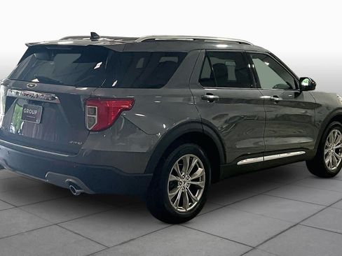 Used 2022 Ford Explorer Limited AWD/4WD image 13