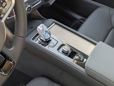 New 2026 Volvo XC90 B6 Plus w/ Protection Package image 13