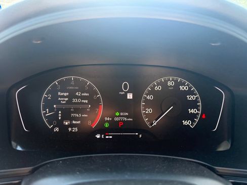 Used 2025 Honda Civic Sport image 15