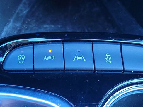 Used 2024 Buick Encore GX Avenir w/ Avenir Convenience Package image 30