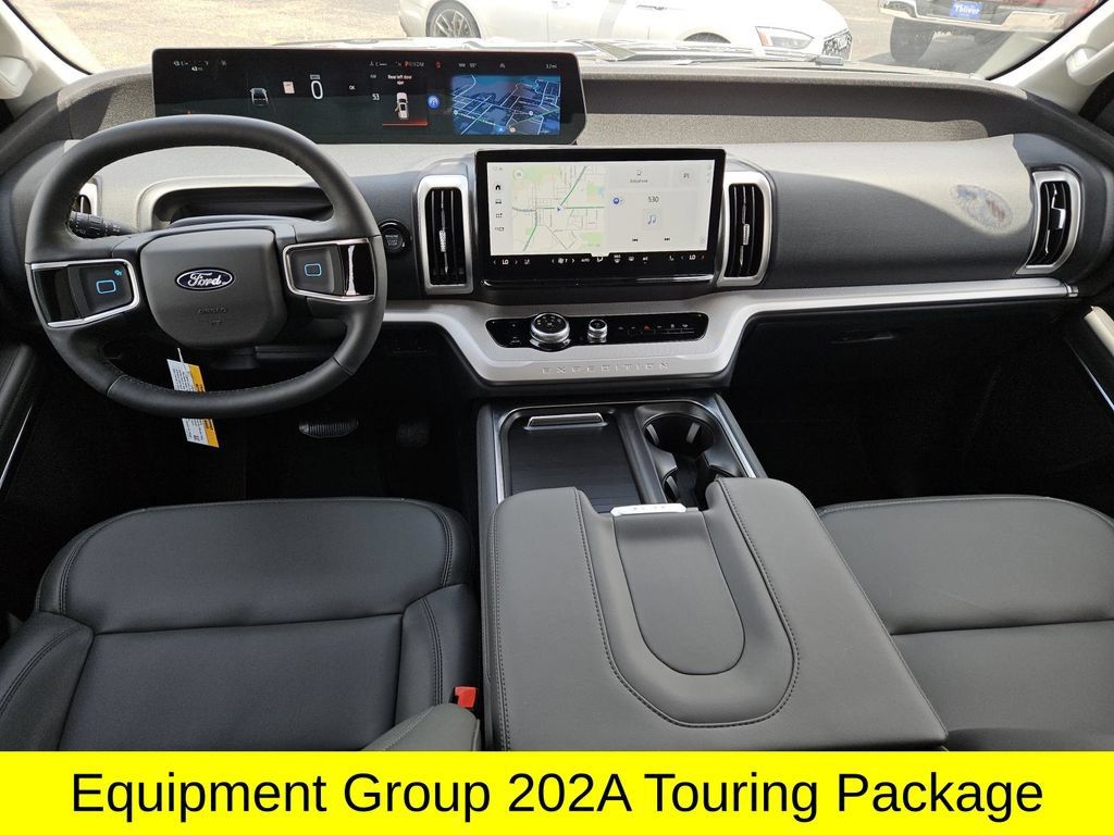 New 2026 Ford Expedition Active RWD image 5