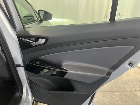 Certified 2022 Volkswagen ID.4 Pro image 23