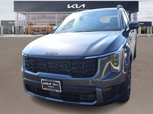 New 2025 Kia Sorento SX Prestige w/ Olive Brown Leather Package image 7