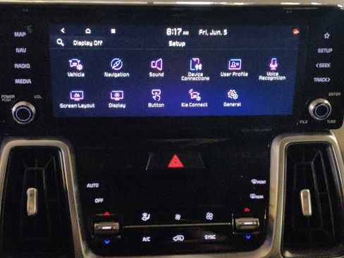 Used 2023 Kia Sorento EX w/ Panoramic Sunroof Package FWD image 25
