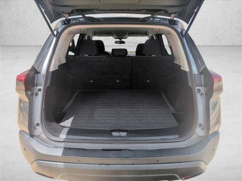 Used 2021 Nissan Rogue S FWD image 6