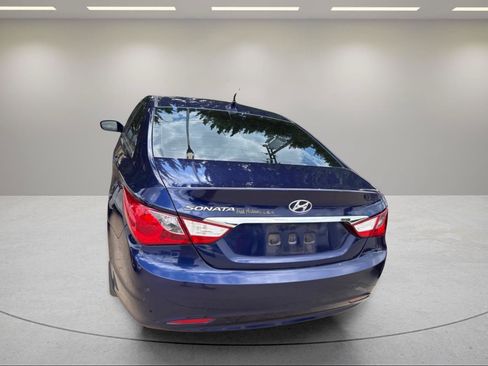 Used 2011 Hyundai Sonata GLS w/ Popular Equipment Pkg 2 FWD image 8
