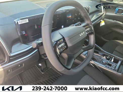 New 2026 Kia Sorento LX FWD image 19