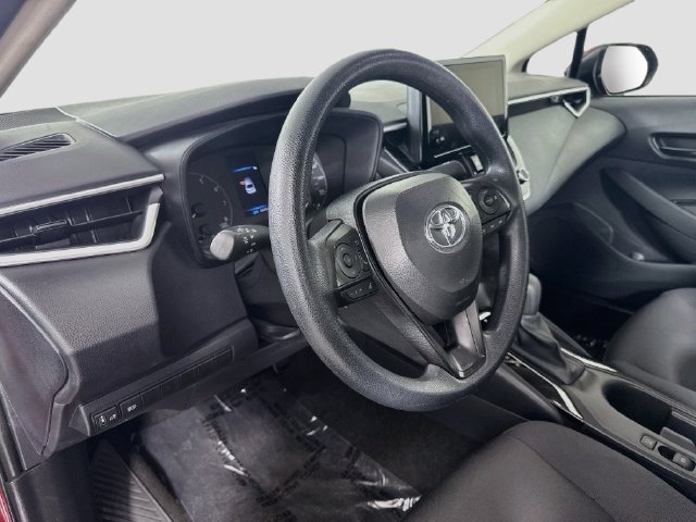 Certified 2025 Toyota Corolla LE FWD image 10