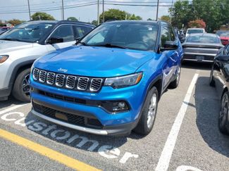 Used 2025 Jeep Compass Limited AWD/4WD video 1