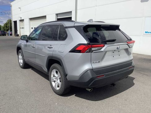 Used 2020 Toyota RAV4 LE w/ All Weather Liner Package AWD/4WD image 3