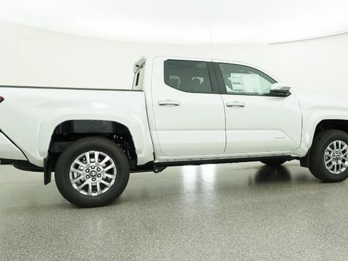 New 2026 Toyota Tacoma Limited AWD/4WD image 16