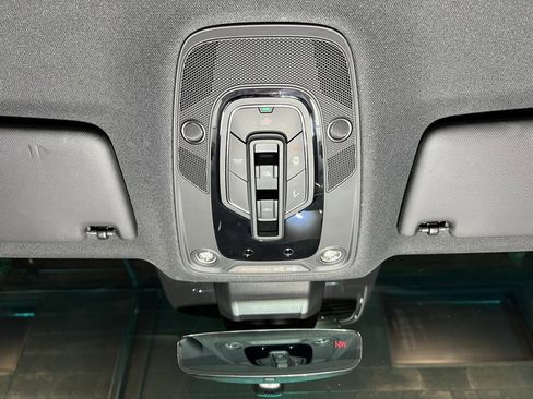 Used 2024 Audi SQ5 Premium Plus w/ Premium Plus Package image 20