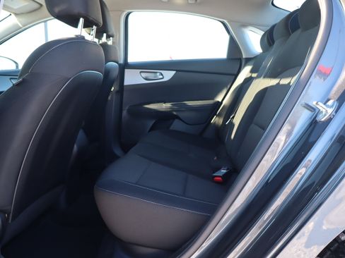 Used 2023 Kia Forte LXS image 11