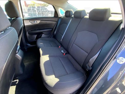 Used 2021 Kia Forte LXS FWD image 41