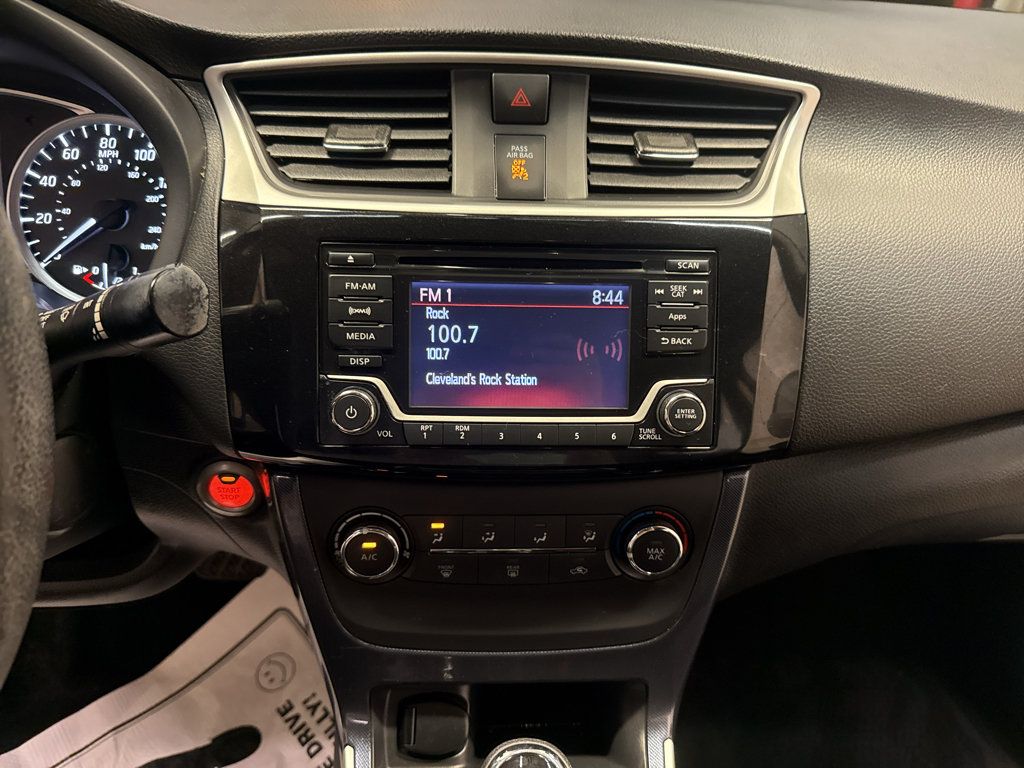 Used 2016 Nissan Sentra SR FWD image 19