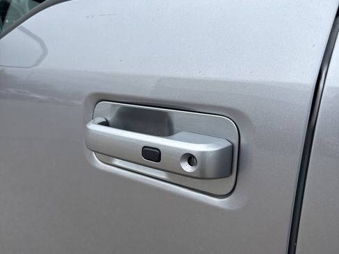 Used 2020 Ford F150 Lariat w/ Equipment Group 502A Luxury image 8