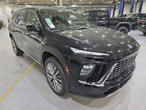 New 2026 Buick Enclave Avenir w/ Super Cruise Package FWD image 1