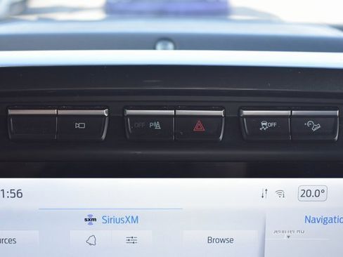 Used 2022 Ford F150 Lariat w/ Equipment Group 502A High image 26