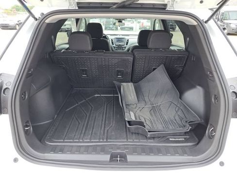 Used 2023 Chevrolet Equinox LS w/ LPO, Floor Liner Package AWD/4WD image 27