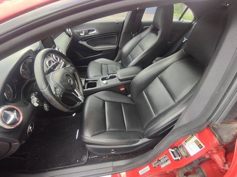 Used 2014 Mercedes-Benz CLA 250 4MATIC image 8