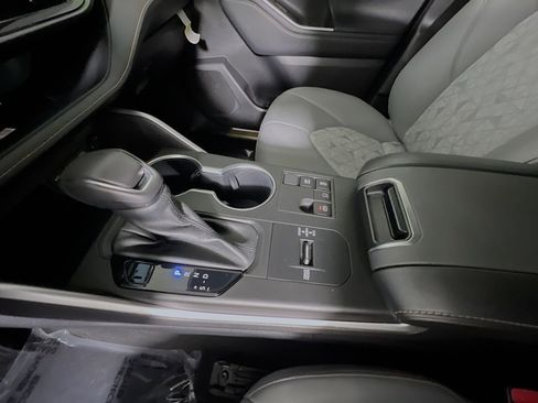 Used 2023 Toyota Highlander Bronze Edition image 25