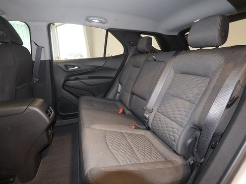 Used 2019 Chevrolet Equinox LT FWD image 14