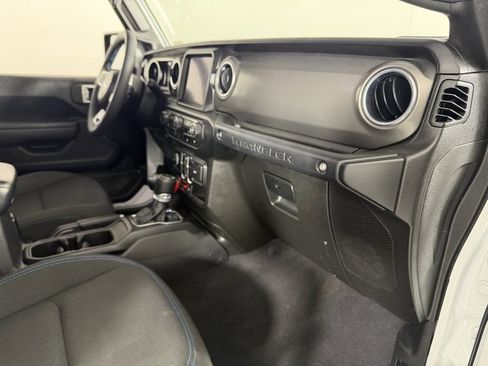 Used 2023 Jeep Wrangler Unlimited Rubicon 4xe image 31